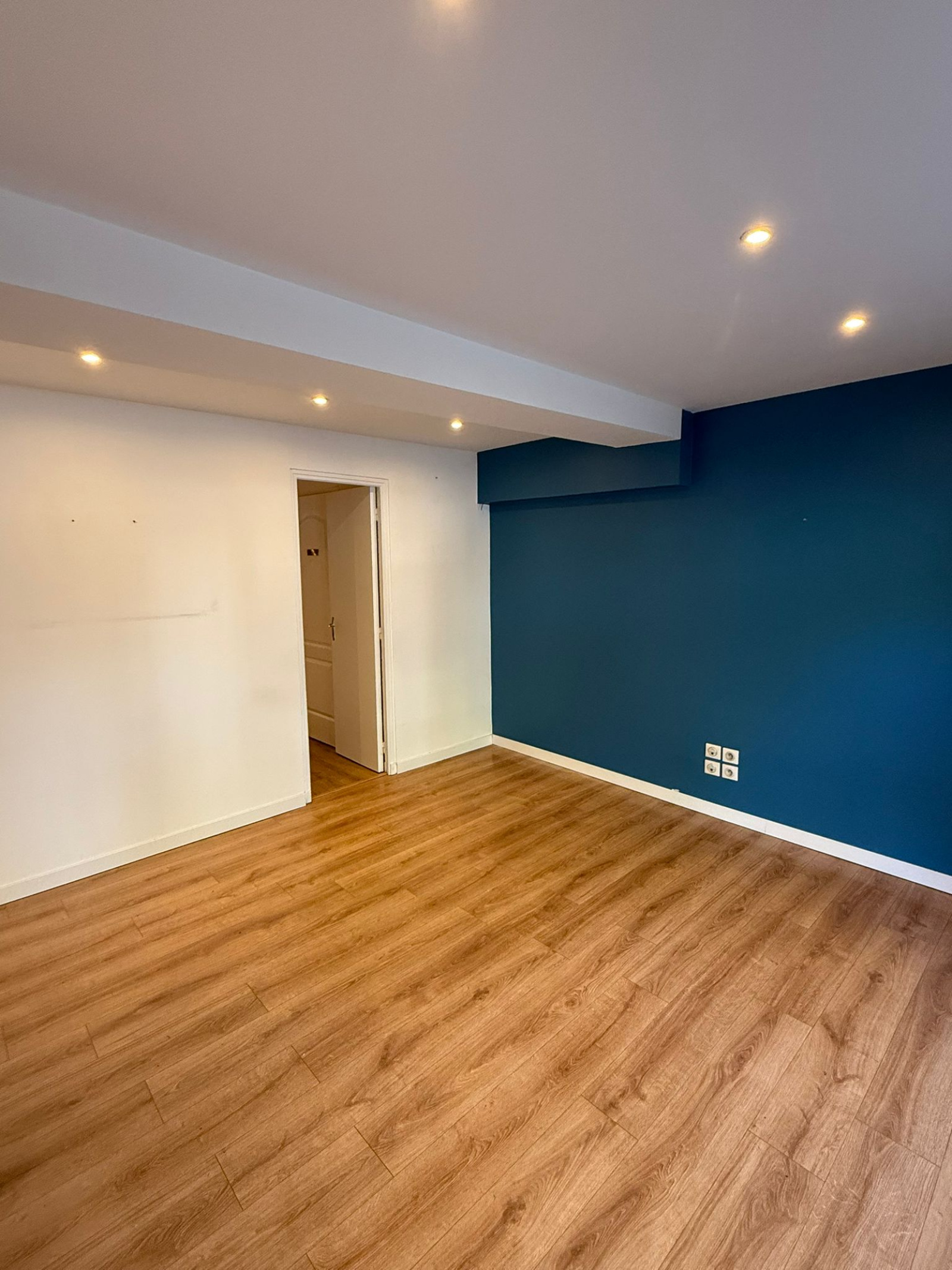 Image_, Bureaux, Carcassonne, ref :0010-08